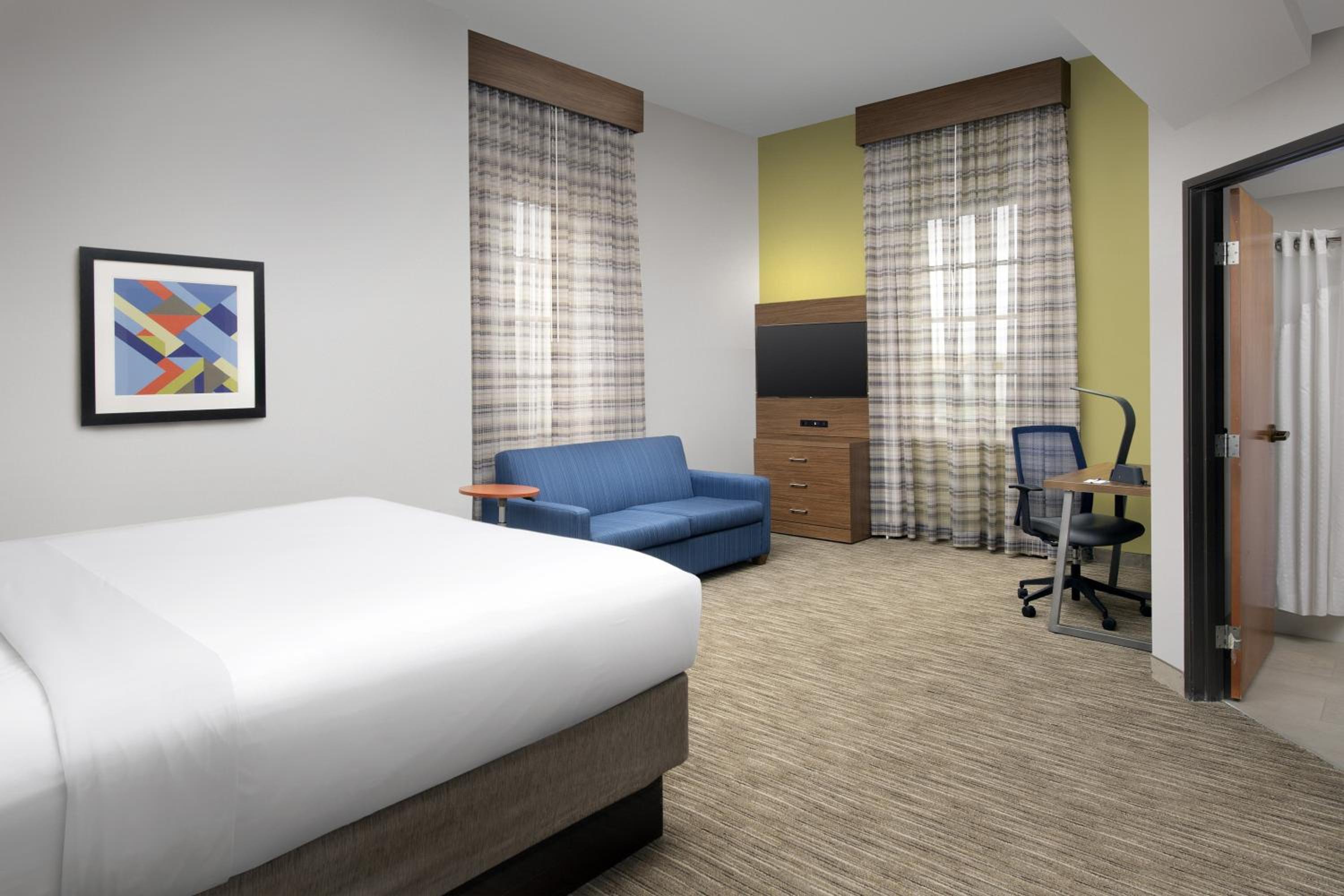 Xtra Space, Standard, King Bed