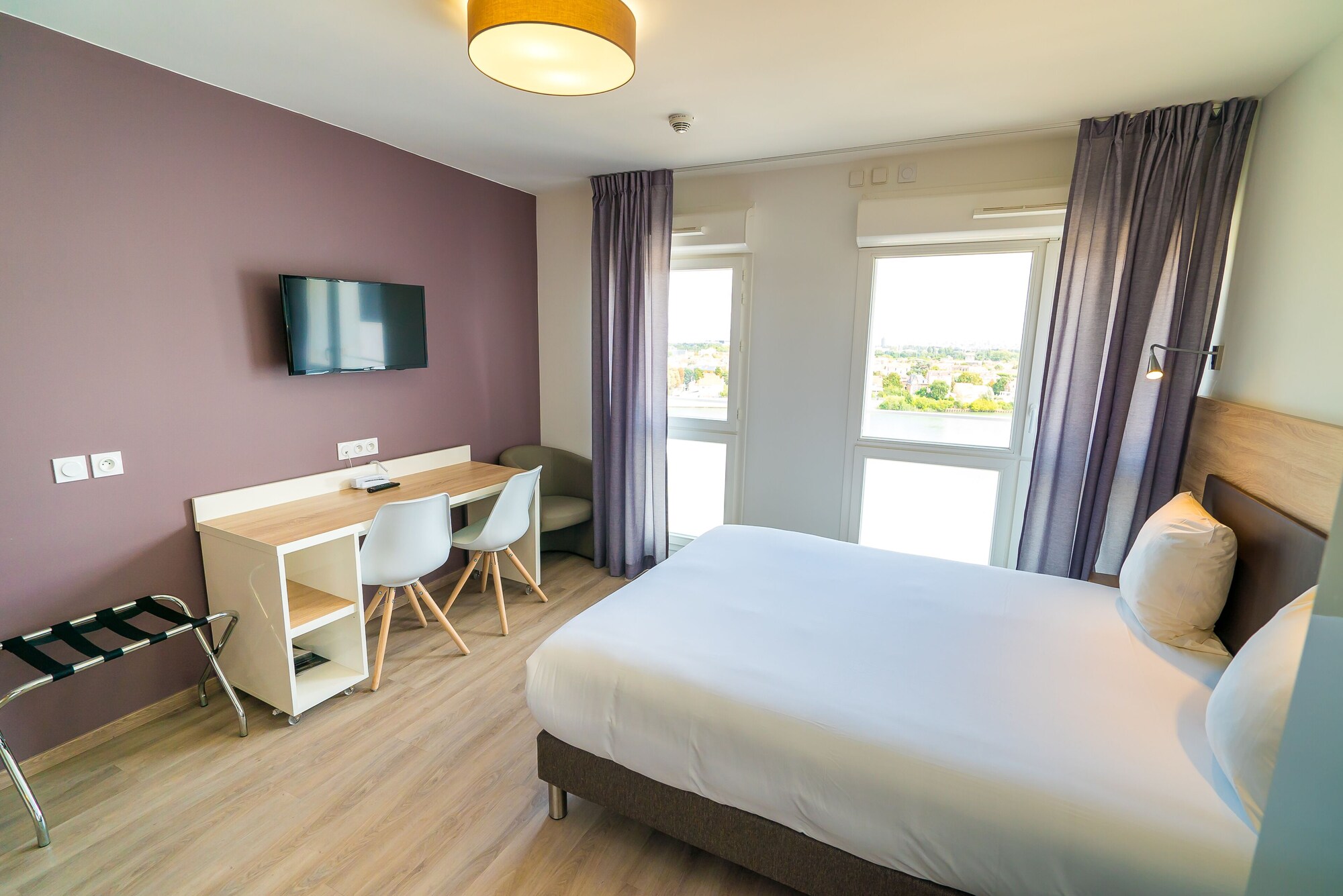 Studio, Double Bed