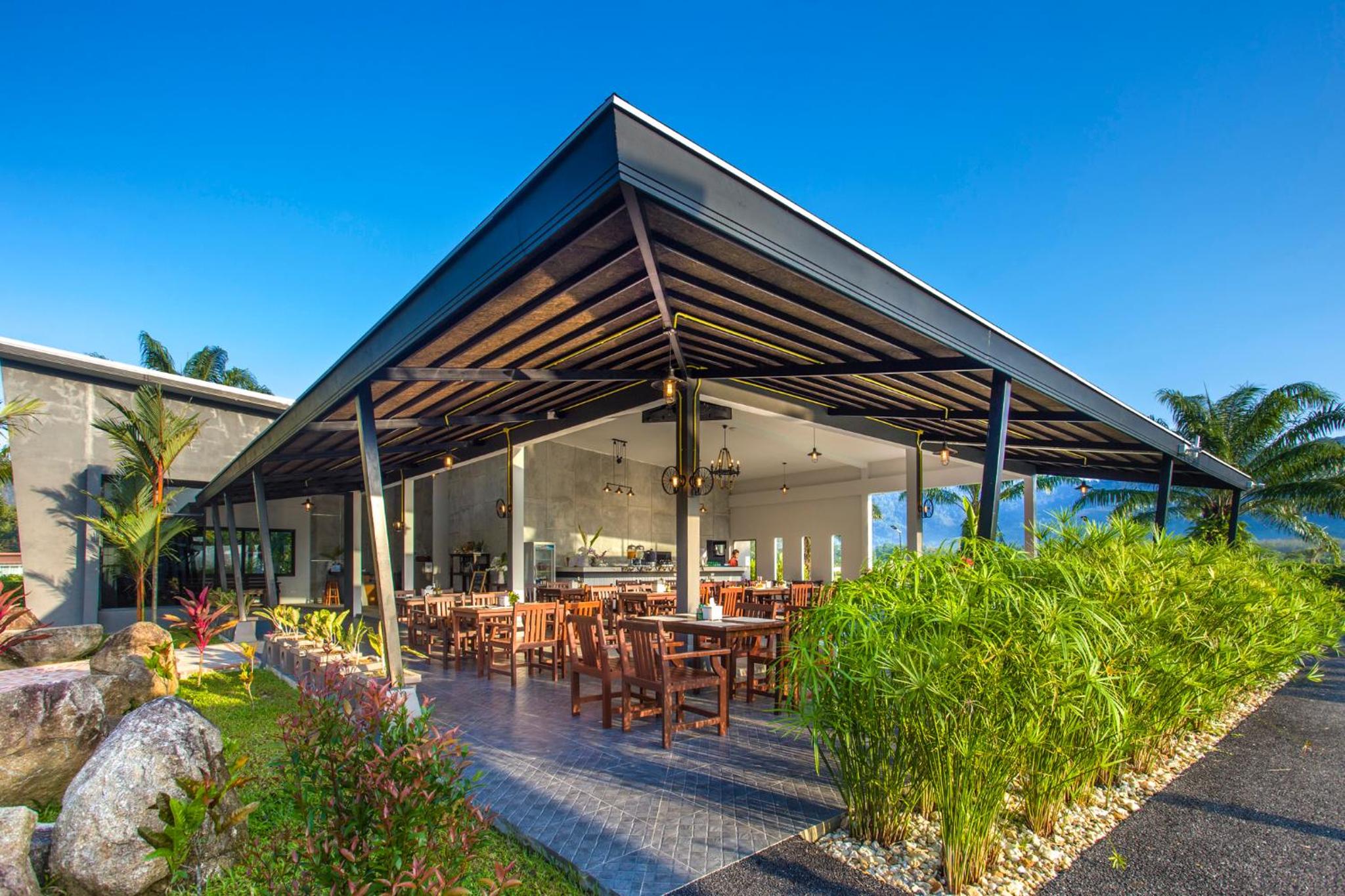 The La Valle’e Resort 5/36