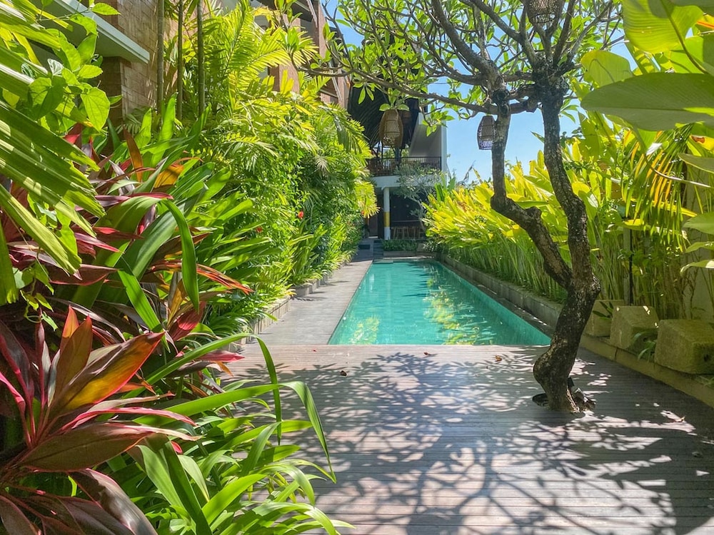 D Djabu Hotel Seminyak 35/50