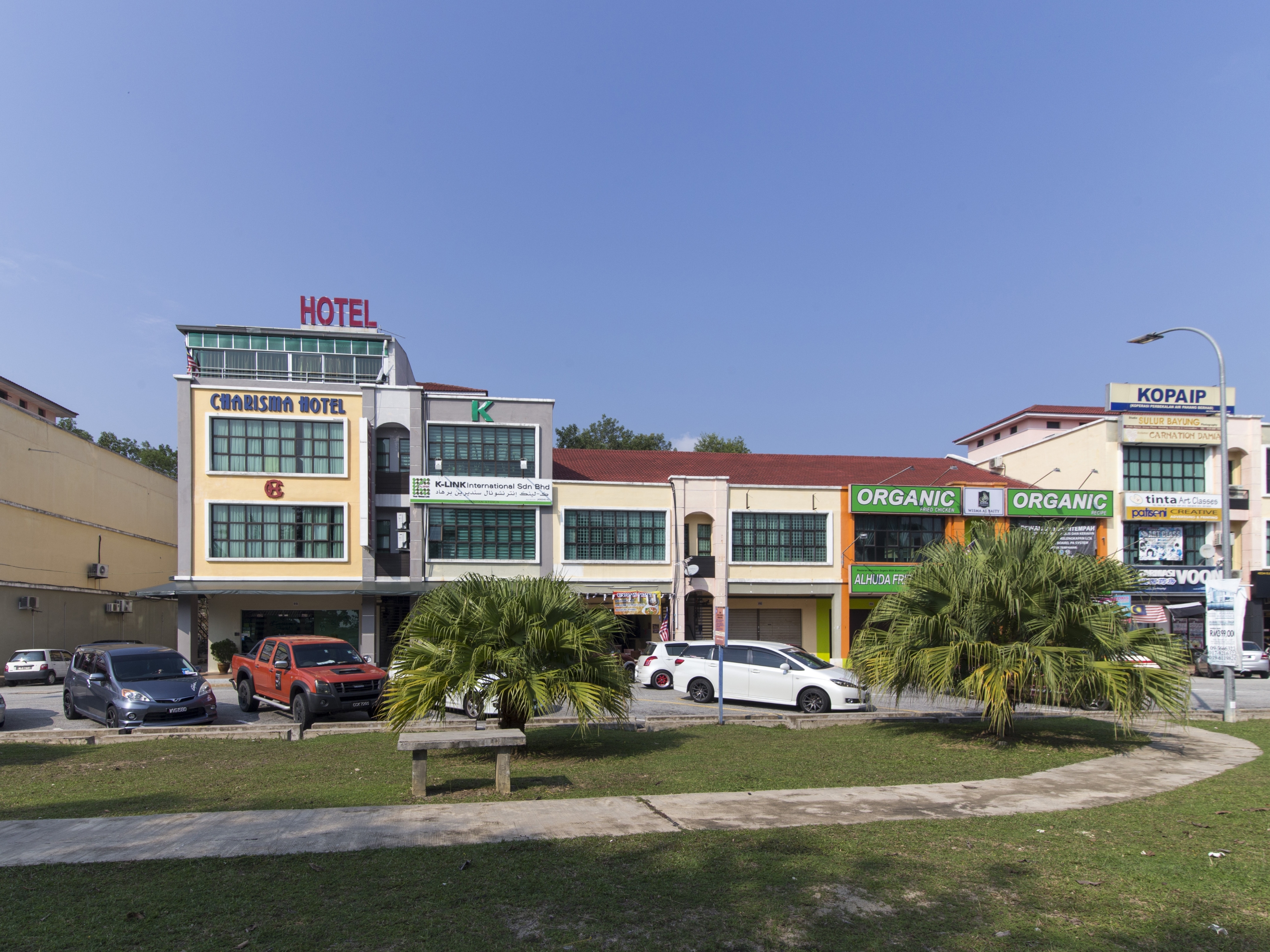 Charisma Hotel 27/32