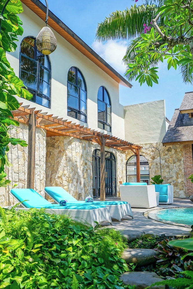 Maca Villas Spa 61/64