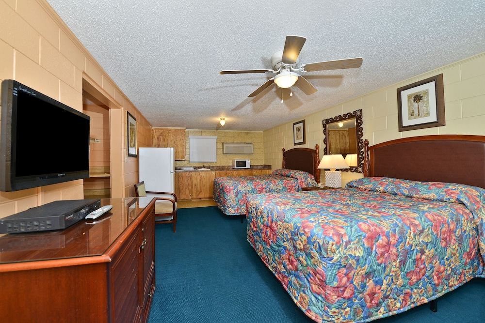 American Inn And Suites 38/47