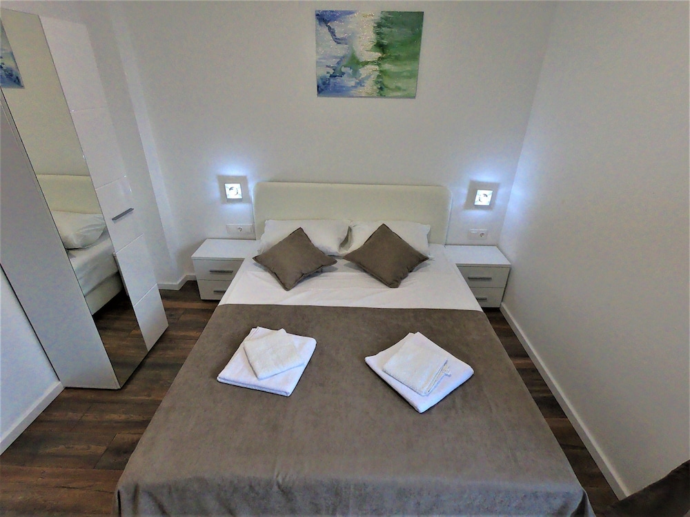 Martinovic Rooms 18/41
