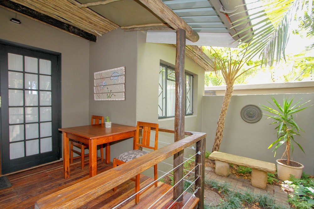 Umlilo Lodge 3/64