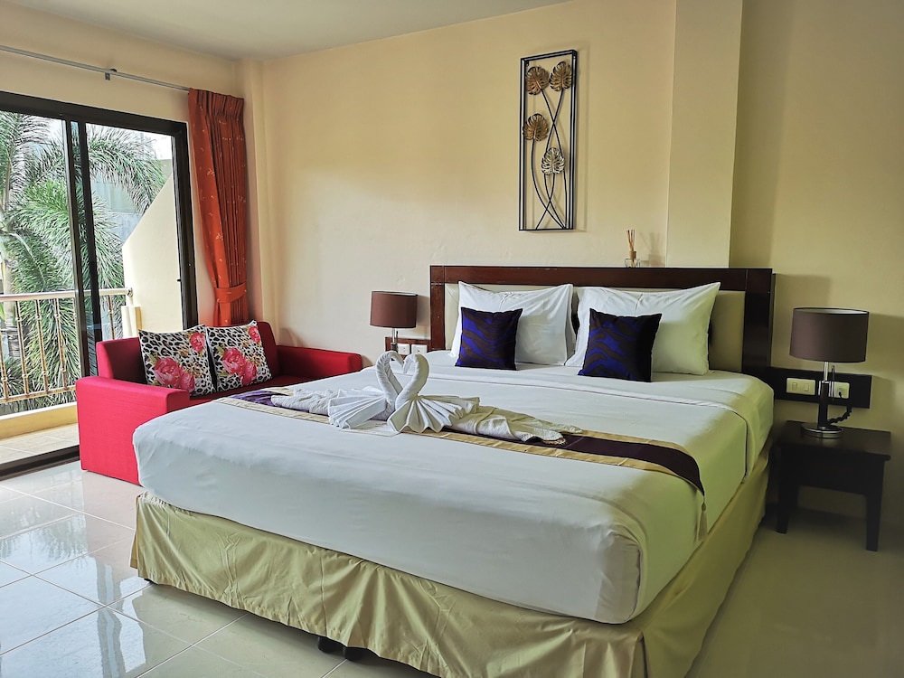 SEVEN SEAS HOTEL 17/64