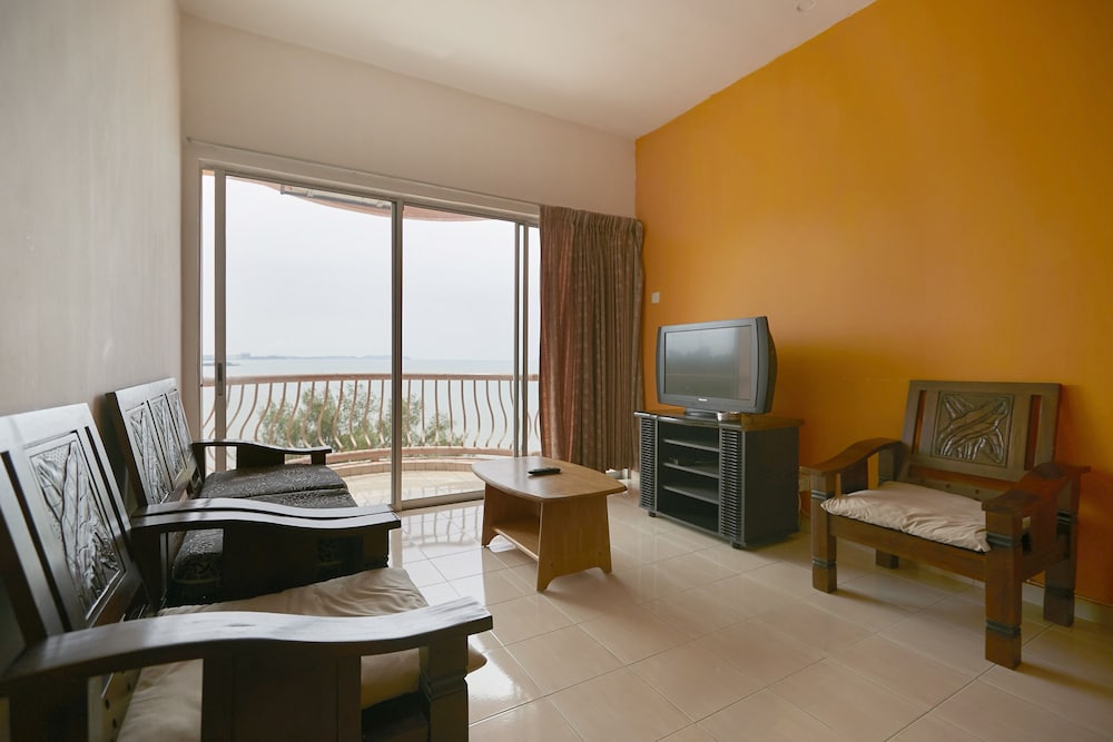 Jc Sunshine Bay Resort Port Dickson 45/50
