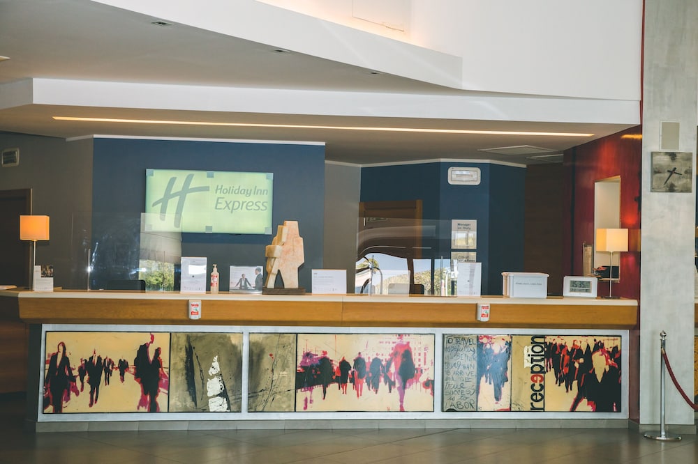 lobby