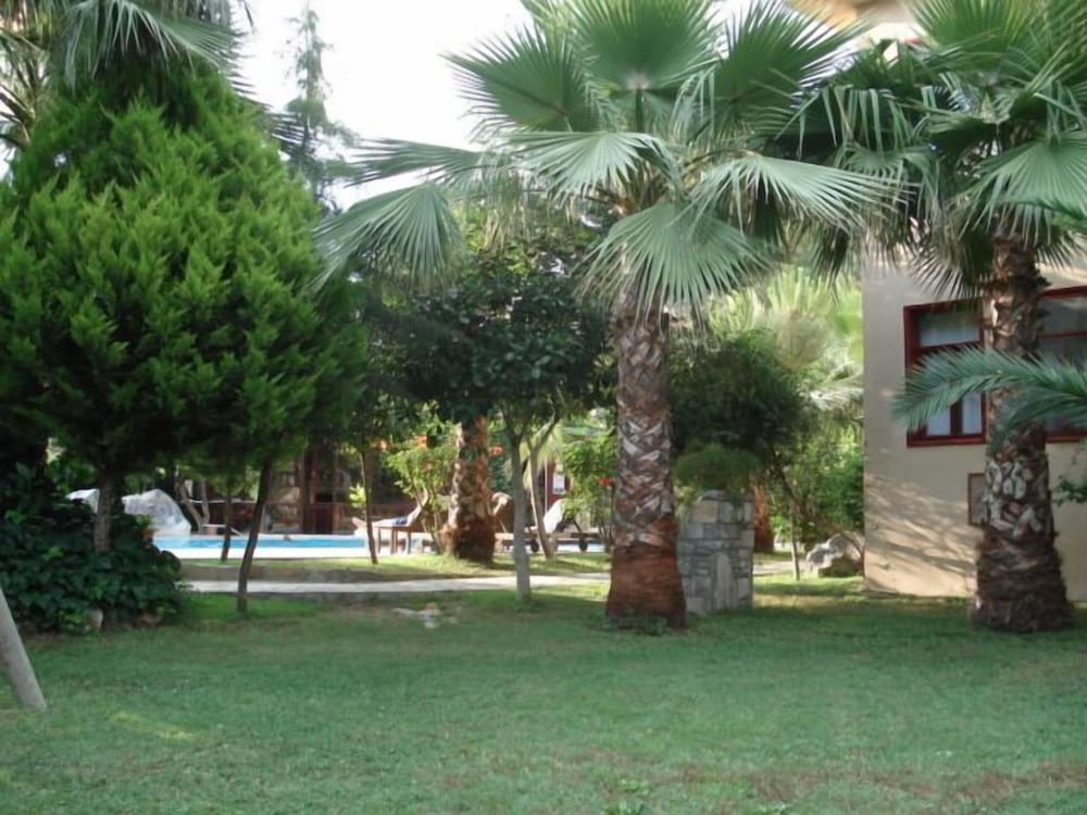 Nirvana Apart Hotel 30/41