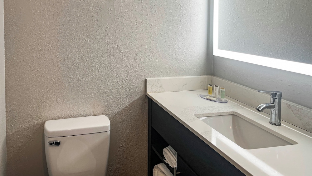 Motel6 Chillicothe, MO 43/48