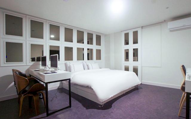 Style, Suite, King Bed, Bathtub