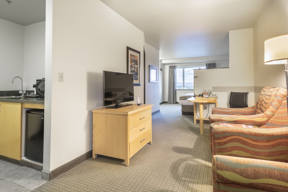 Westmark Fairbanks Hotel & Conference Center 26/46