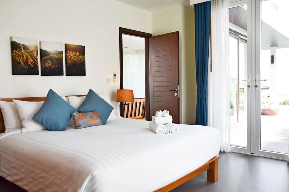 1 BEDROOM POOL VILLA