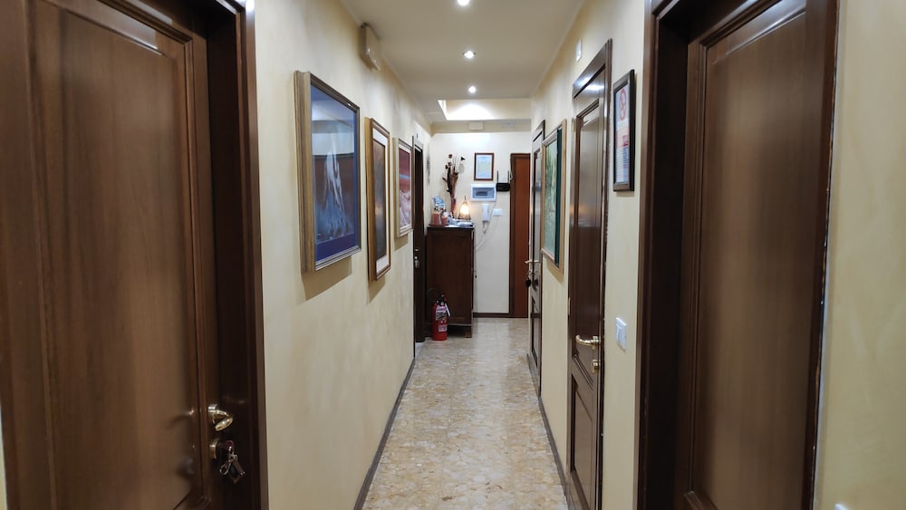 Bed And Breakfast Centrale 33/50