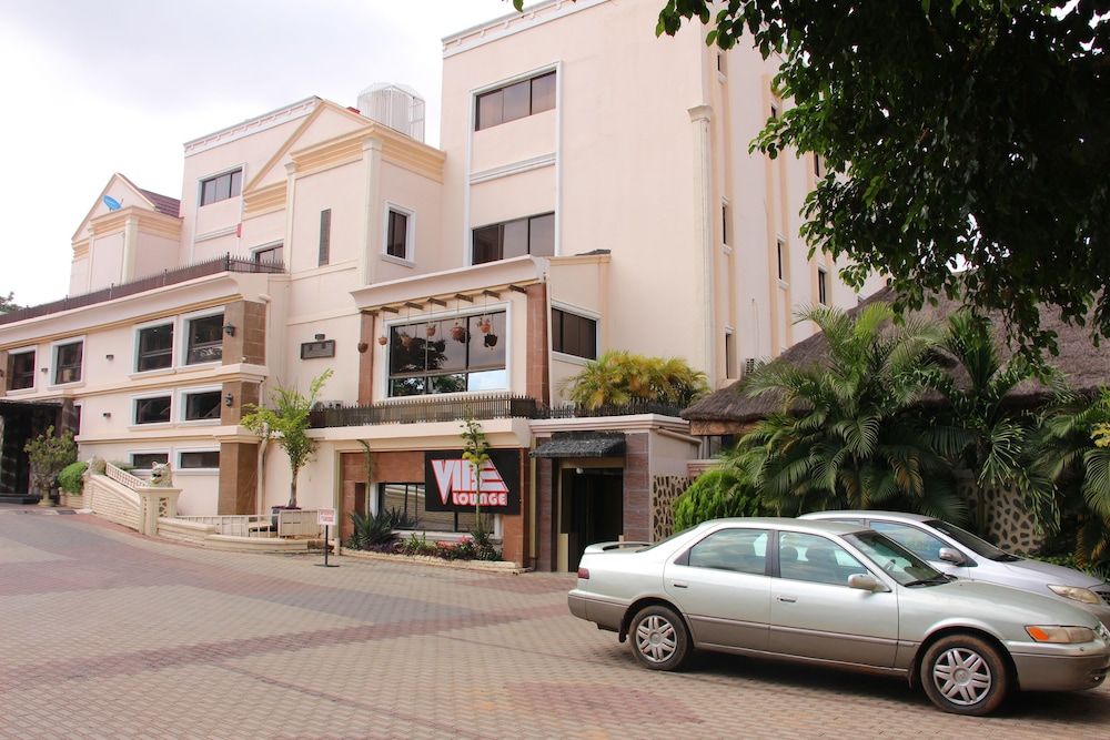 Casalinda Hotel & Gallery Resort 43/49