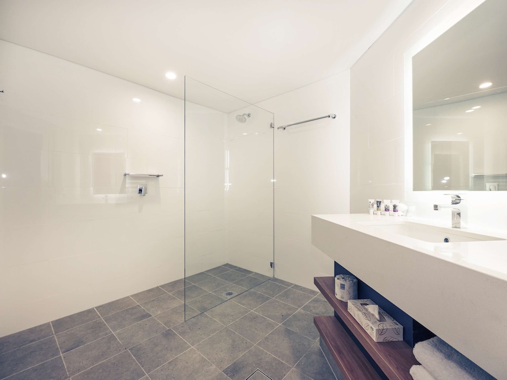 Mercure Penrith 28/69