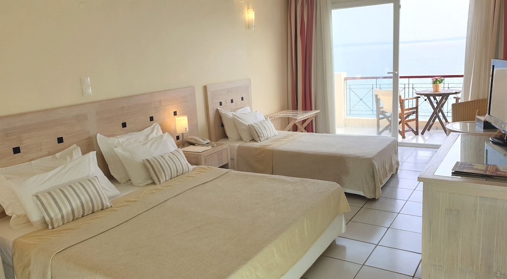Erytha Hotel &amp; Resort 8/69
