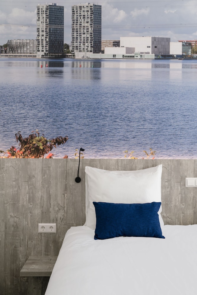 Ibis Styles Almere 63/69