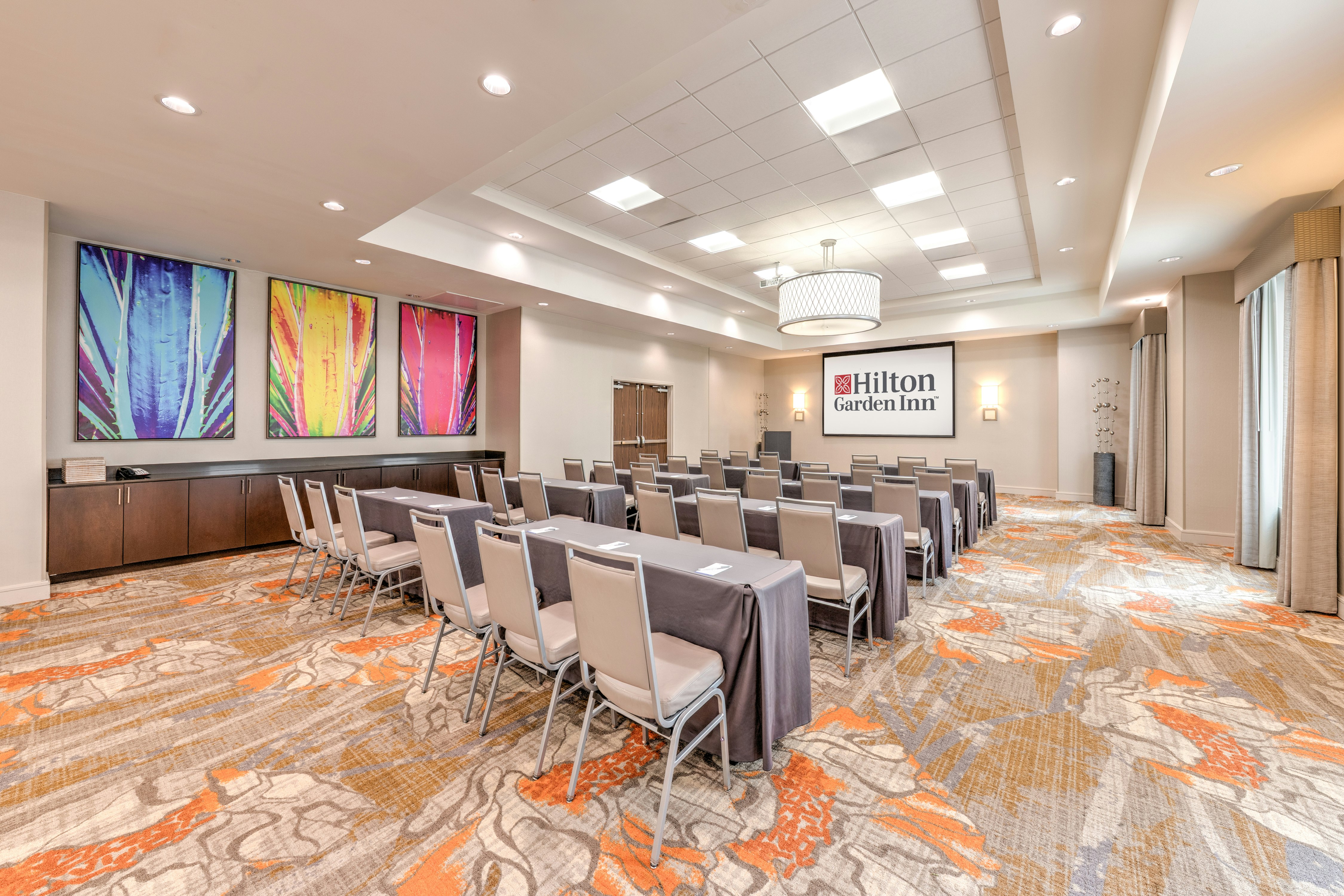 Hilton Garden Inn San Antonio Downtown 5/10