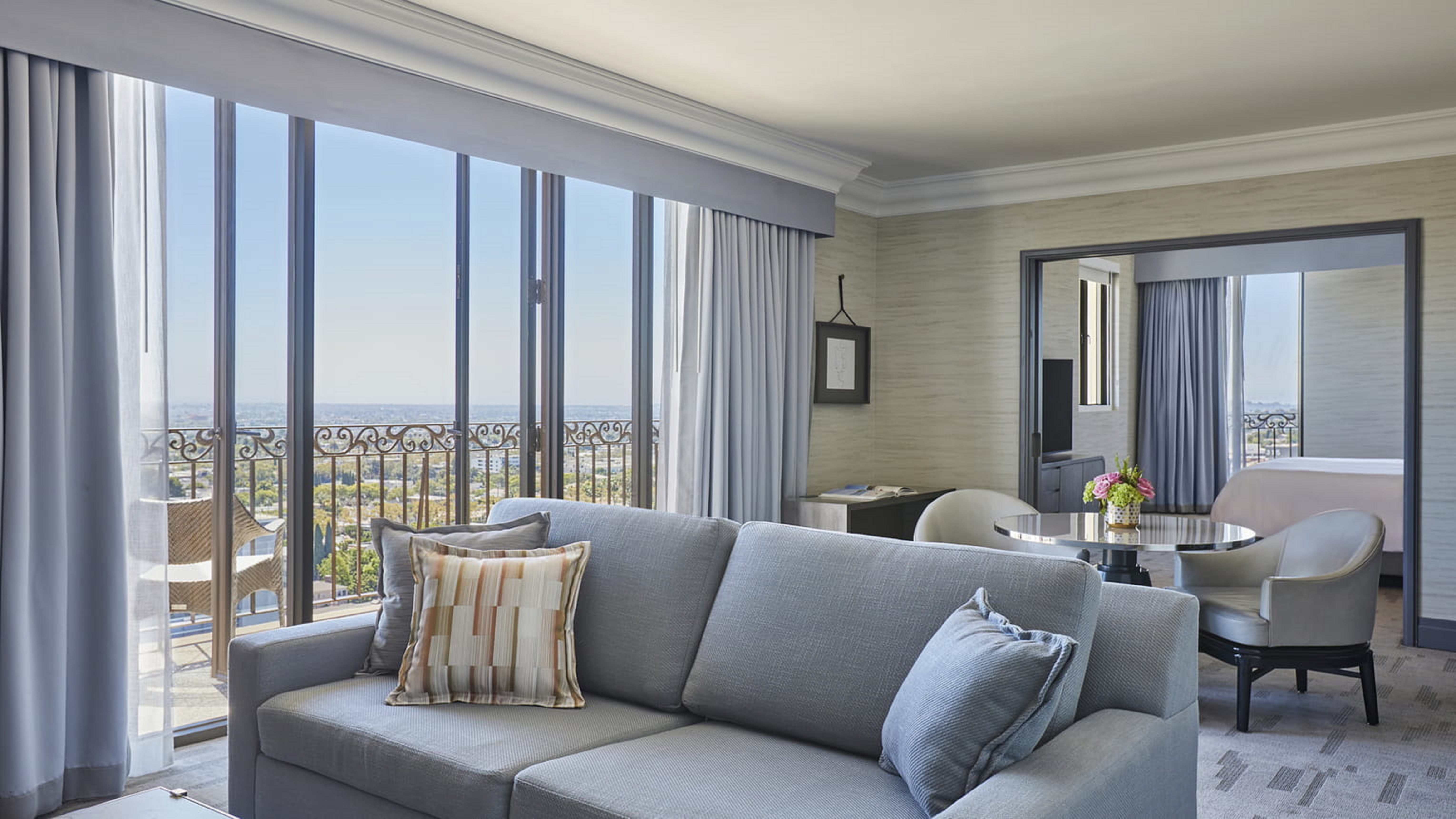 Beverly, Suite, Corner, Accessible