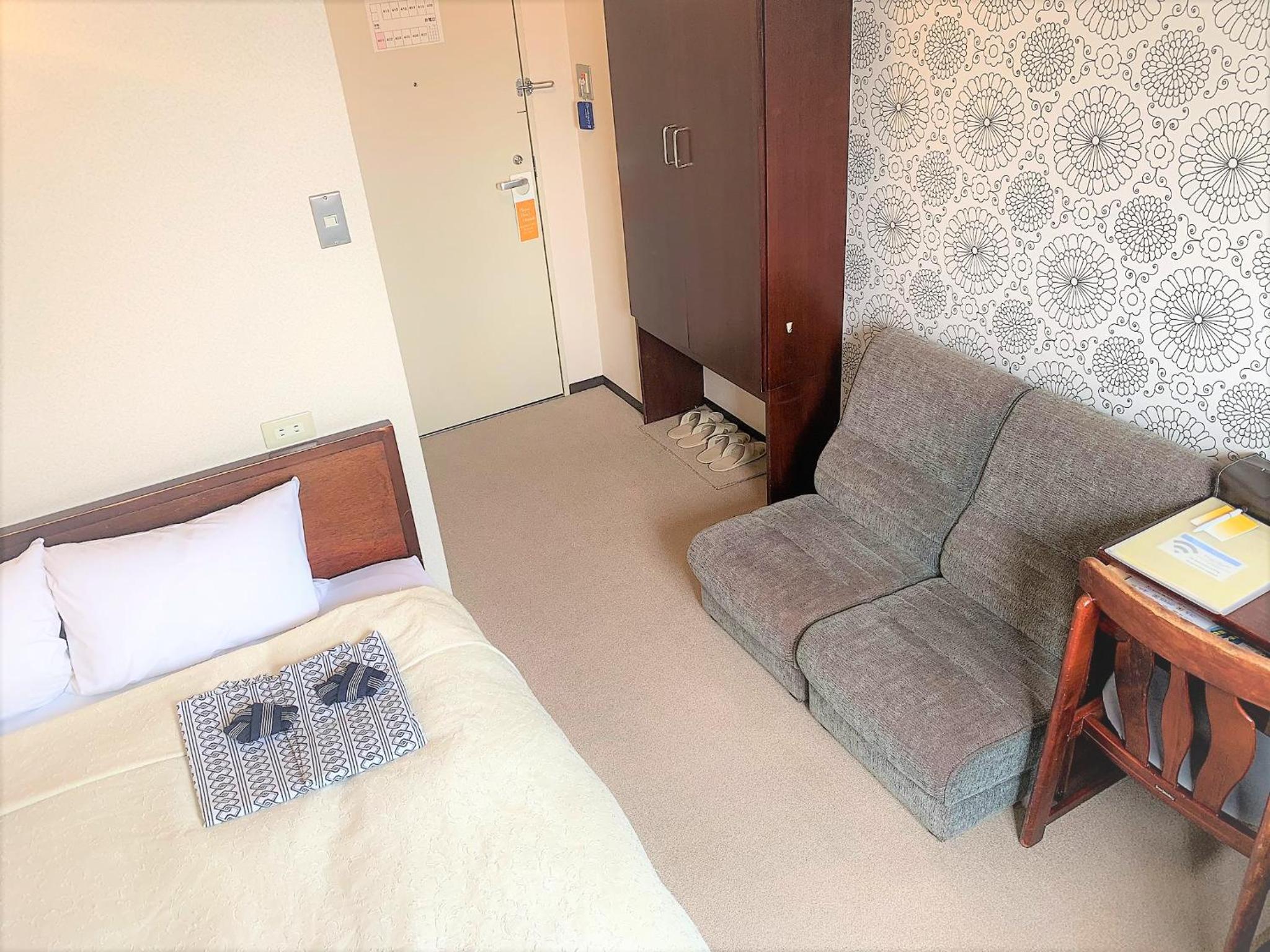 Hotel Sharoum Inn 2 8/33
