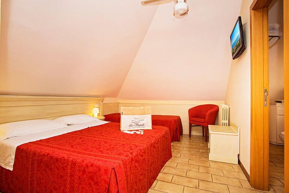 Hotel Lo Squalo 9/41