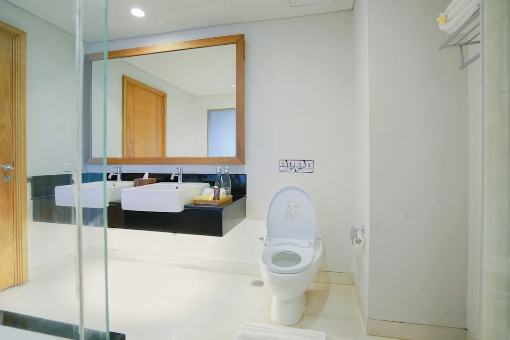 The Kirana Canggu Hotel 9/67