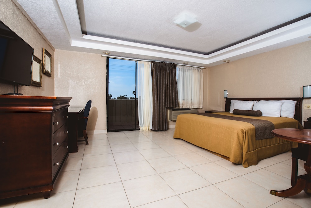 Brisas Del Mar Rosarito 24/50