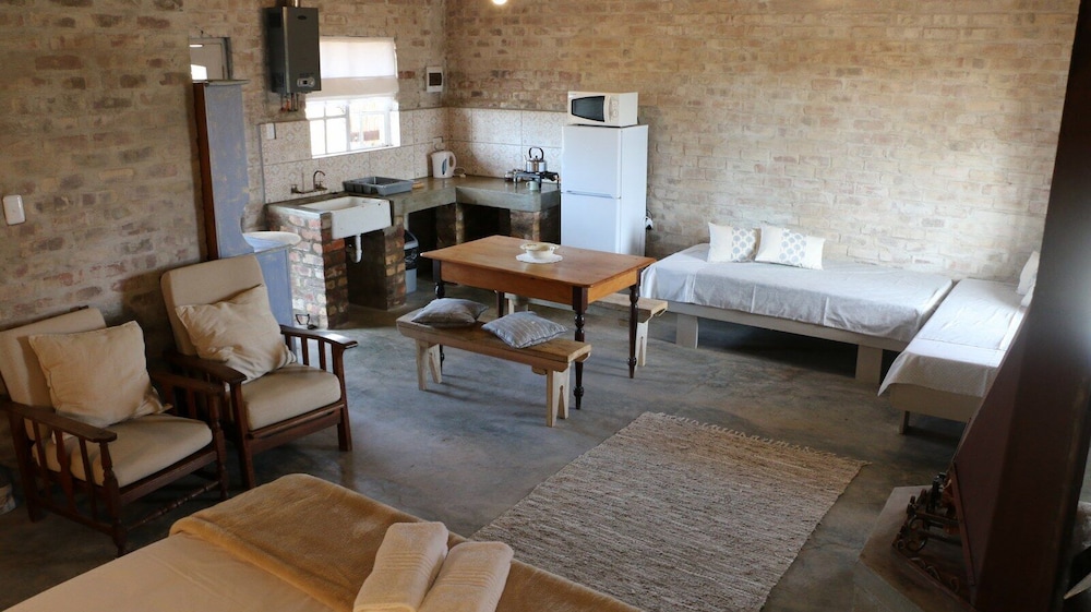 Wolvekraal - Guest Farm and Self-Catering Accommodation 19/40