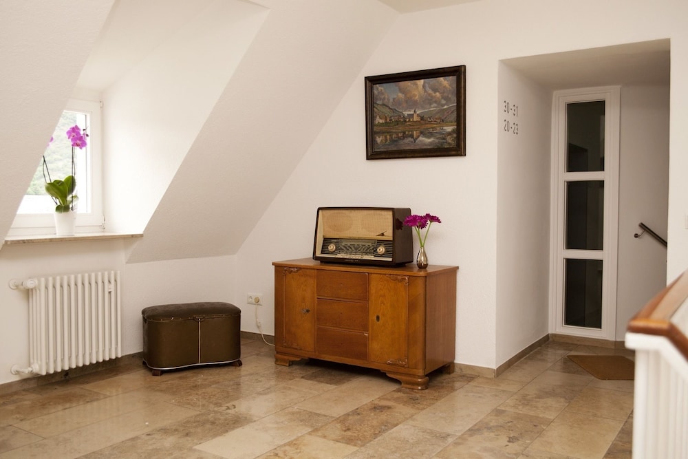 Hotel Vintage Am Bundesbank-Bunker 8/50