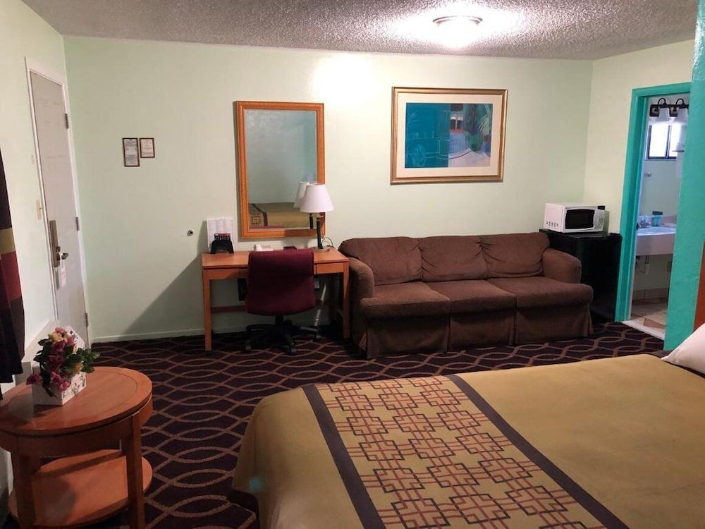 Klamath Motor Lodge 47/64