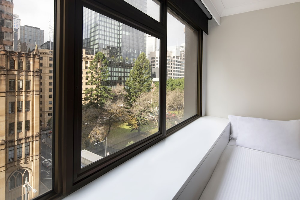 Novotel Sydney City Centre 42/89