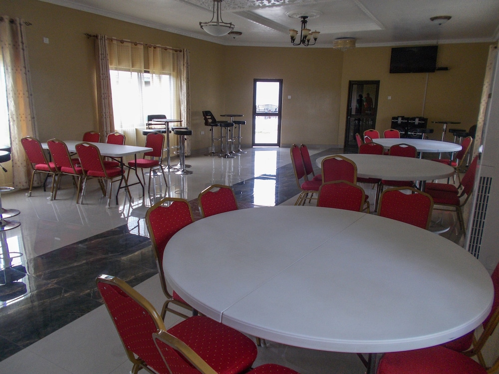 Shema Guest Lodge 15/26