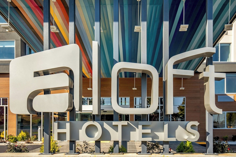 Aloft Framingham 53/59