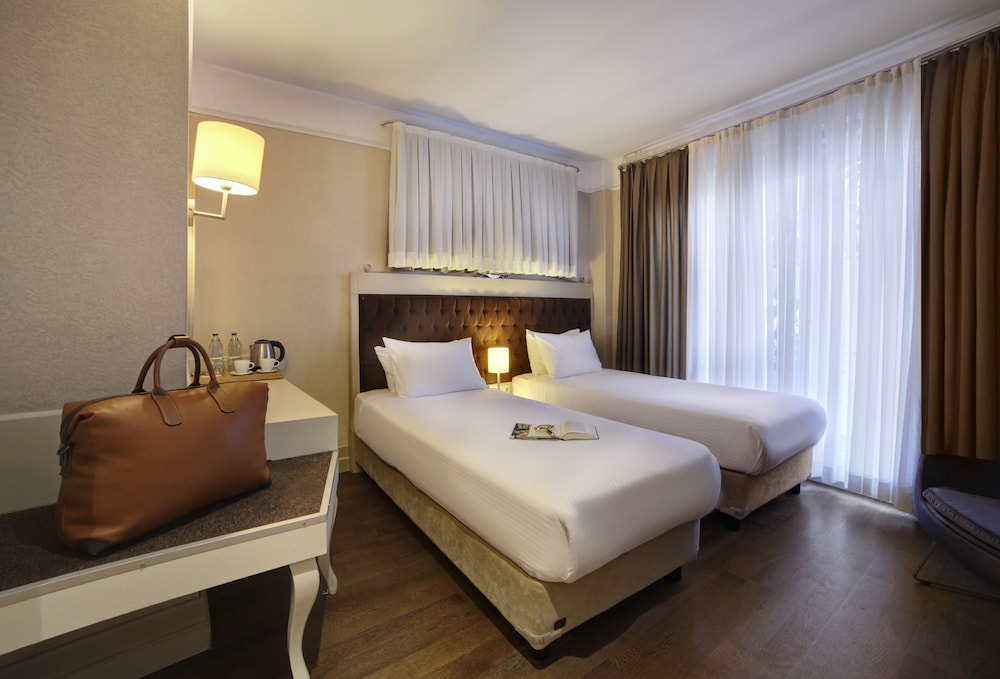 Faros Old City Hotel 28/72