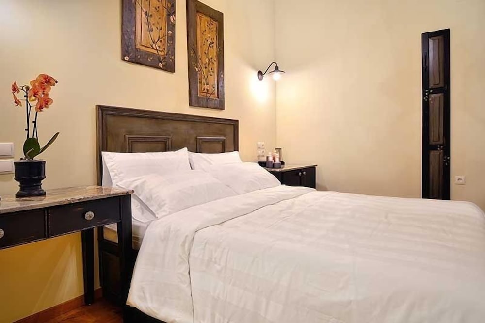 Hotel Antique 18/50