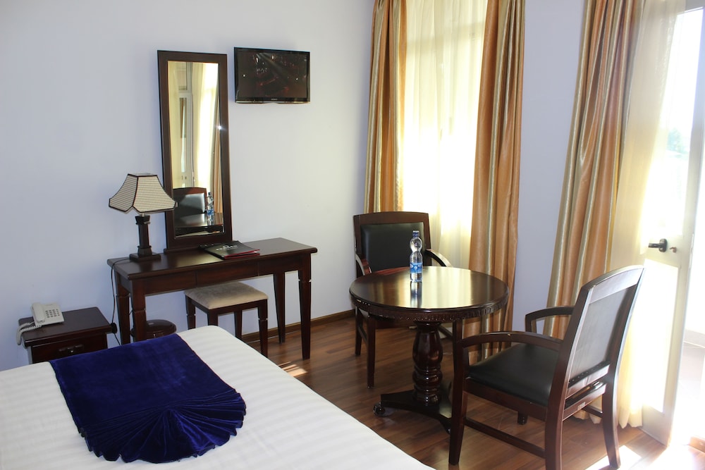 Oasis Hotel Apartment 47/57