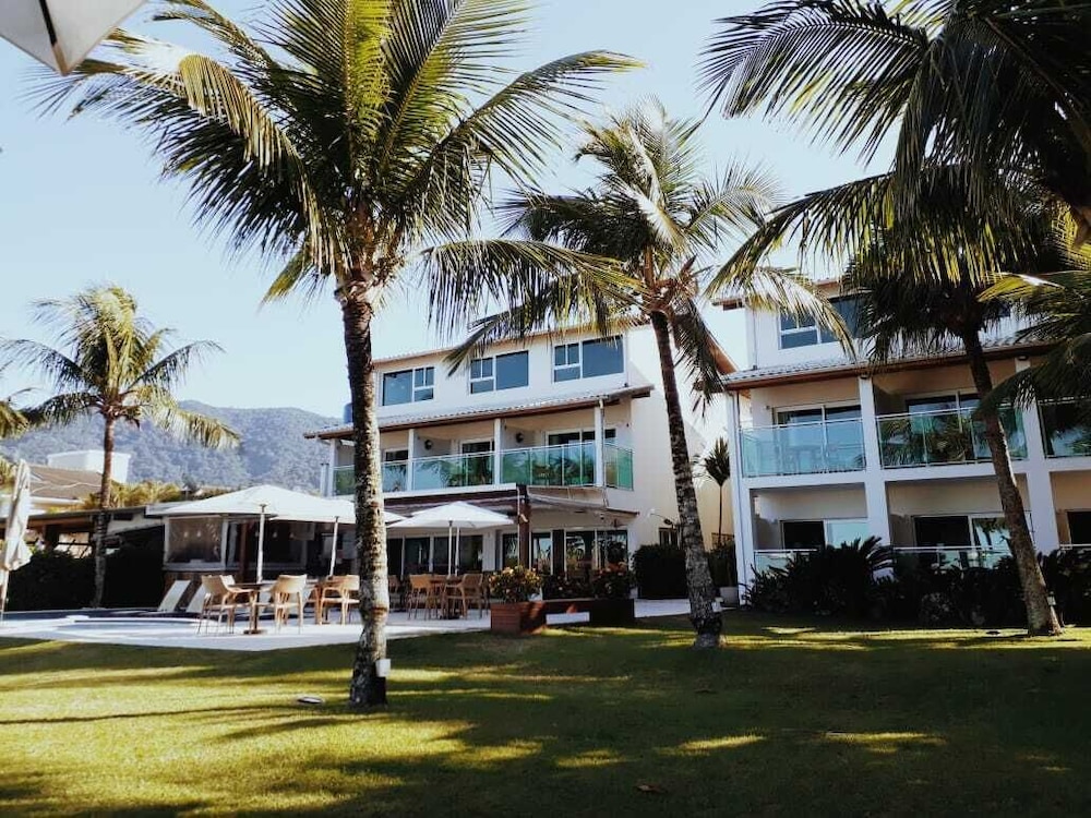 Amora Hotel 59/67