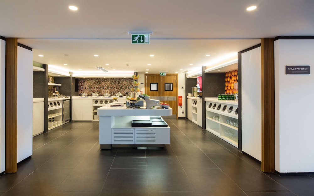 Hampton By Hilton Istanbul Sabiha Gokcen Airport 31/53