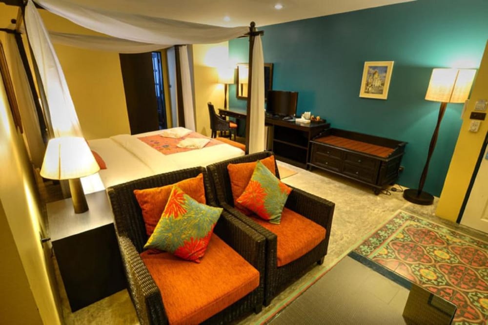 Baan Phuanda Phuket 58/79