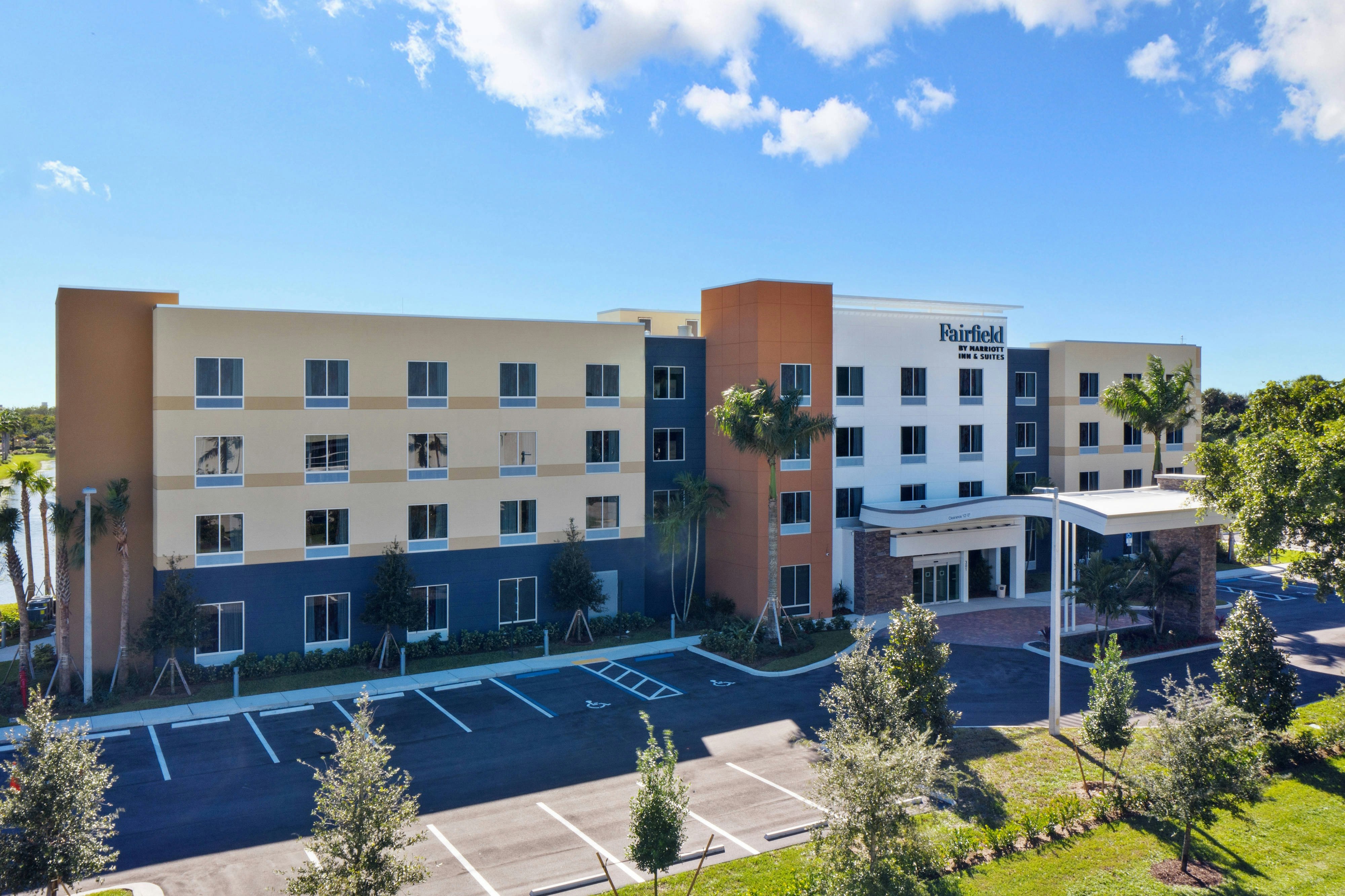Fairfield by Marriott Inn & Suites Deerfield Beach Boca Raton 2/48