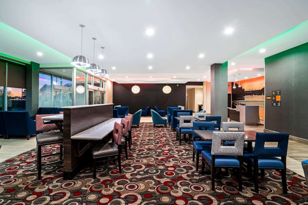 La Quinta Inn And Suites By Wyndham Tuscaloosa University 36/47