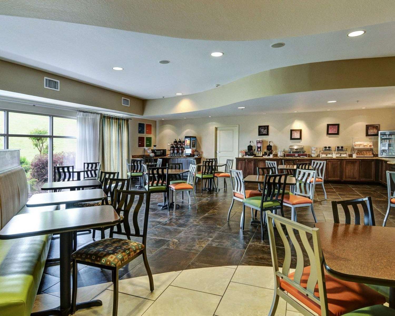 Comfort Suites Hot Springs 36/49