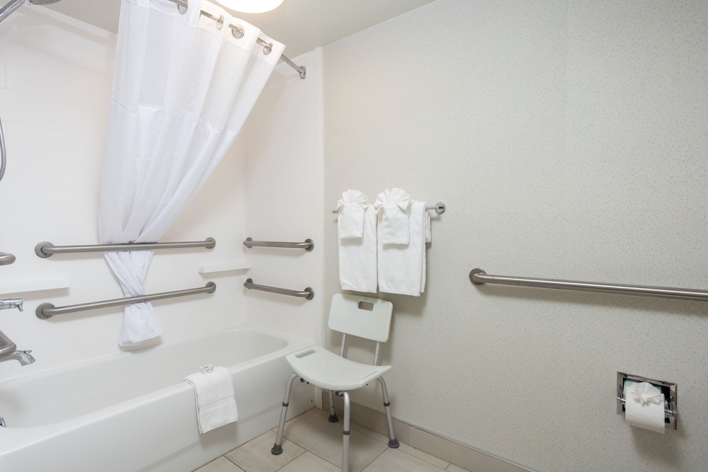 Holiday Inn Express Carrollton, an IHG Hotel 45/47