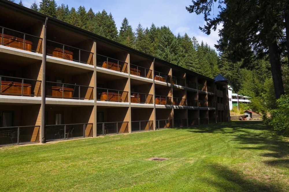 Carson Hot Springs Resort 1/68
