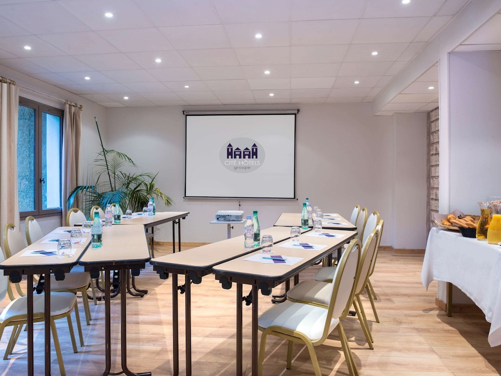 Mercure Carcassonne La Cite 34/50