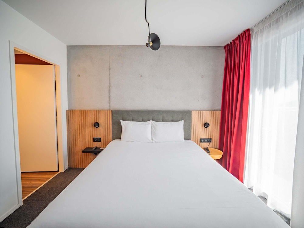ibis Styles Lens Centre Gare 12/50