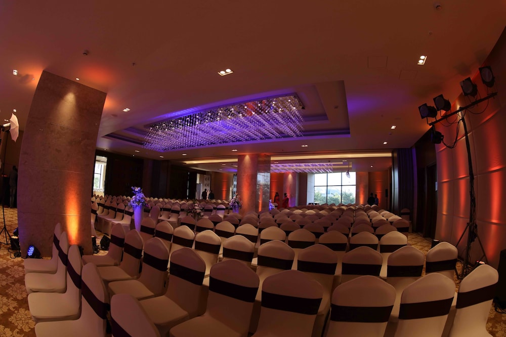 Grand Tamanna Hotel 11/45