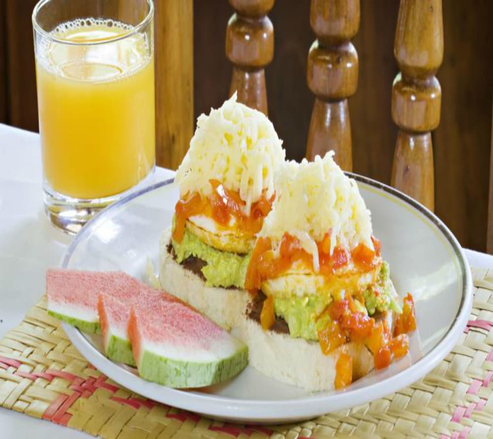 Hotel Jaguar Inn Tikal 39/70
