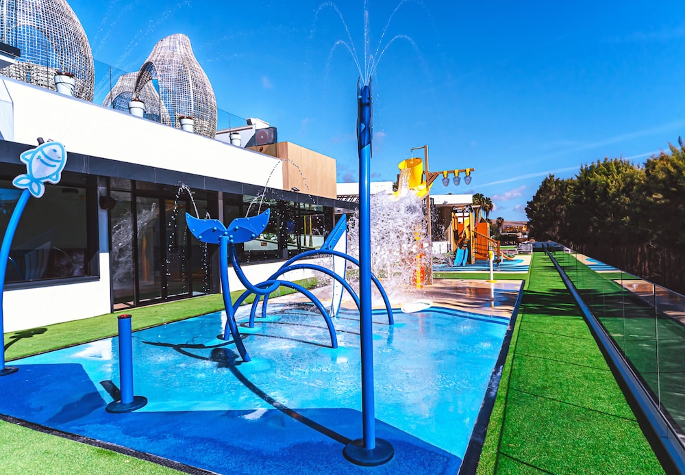 Resort Cordial Santa Agueda and Perchel Beach Club 72/79
